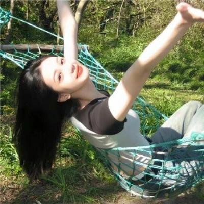 女神找上门,系统逼我当超人